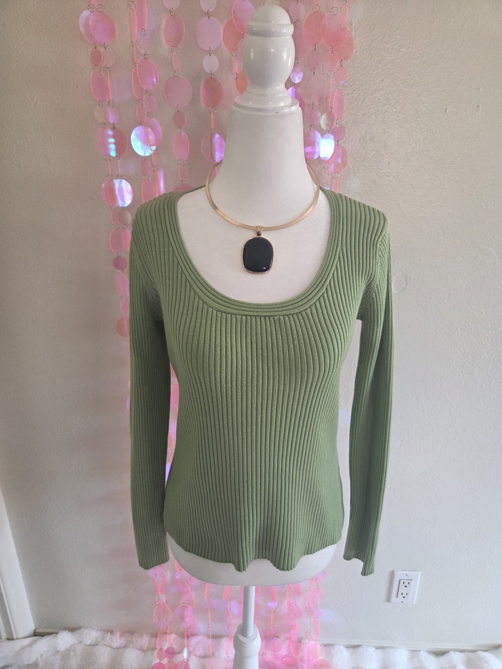 New York & Company Ribbed Scoop Neck Sweater in Sage Green